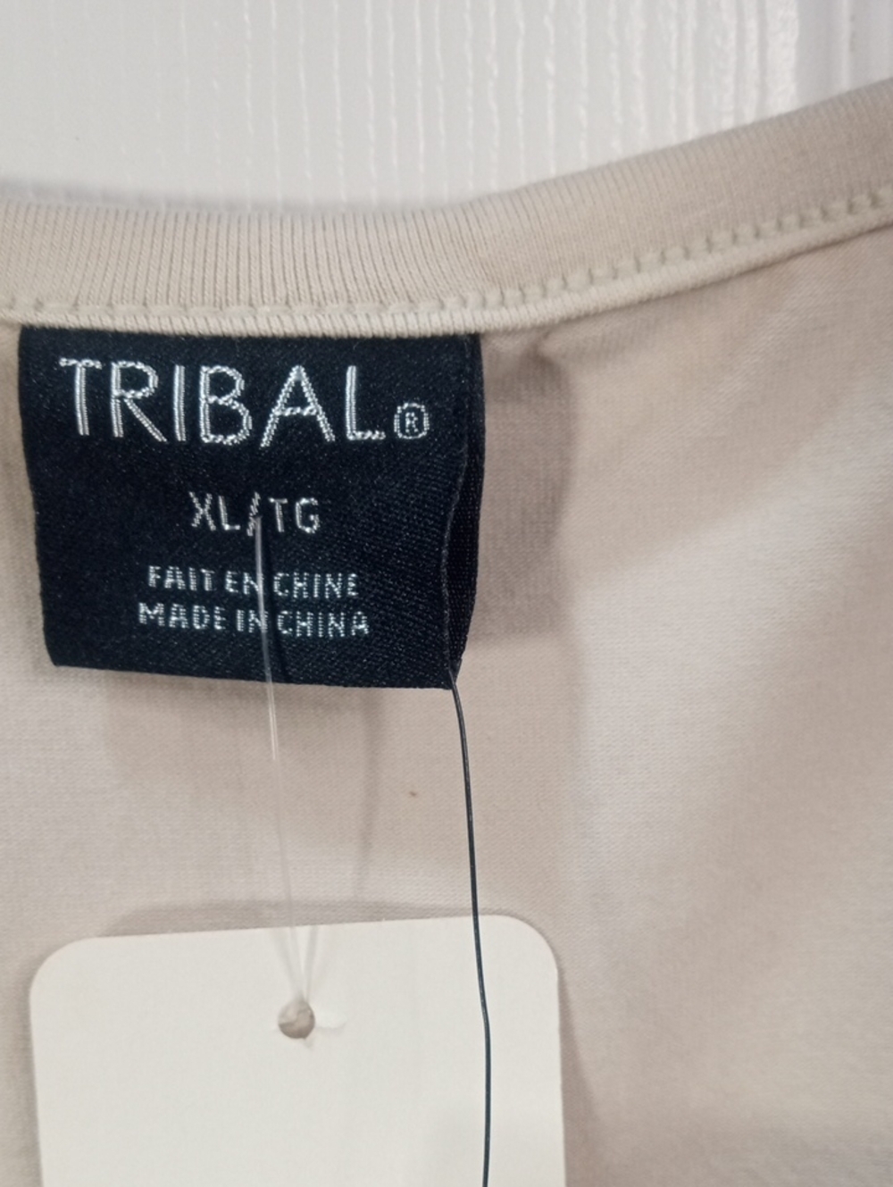 TRIBAL STUDDED KNIT TANK - Picture 3 of 8